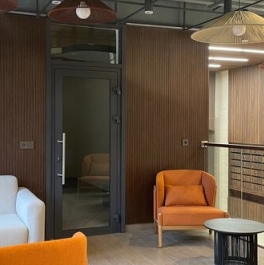 Продажа 3-комн квартиры на вторичном рынке Разночинная Б. ул,  д. 19а