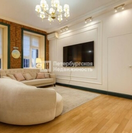 Продажа 3-комн квартиры на вторичном рынке Лахтинская улица,  д. 8