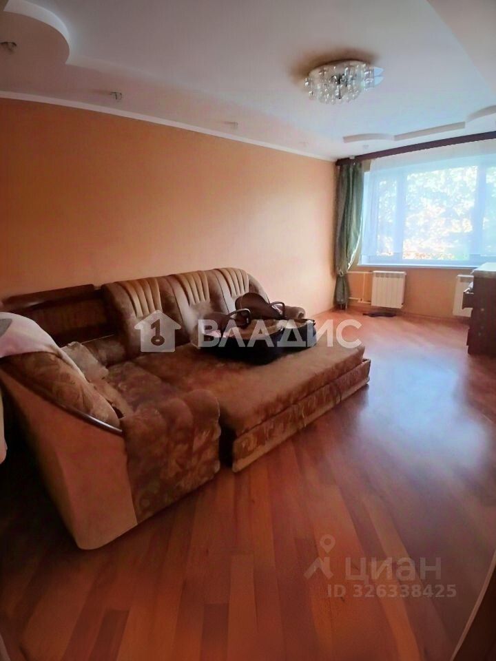 Продажа 2-комн квартиры на вторичном рынке д. Островцы, улица Подмосковная, 16