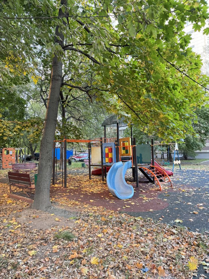 Продажа 2-комн квартиры на вторичном рынке Измайловское шоссе, 33