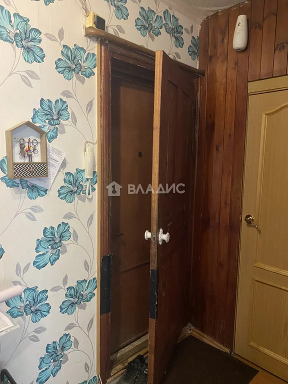 Продажа 4-комн квартиры на вторичном рынке Кингисепп, Карла Маркса пр-кт.,  д. 55/2