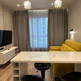 Продажа 3-комн квартиры на вторичном рынке Московский пр-кт,  д. 71 к3