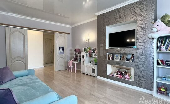 Продажа 2-комн квартиры на вторичном рынке Космонавтов пр-кт,  д. 61 к2