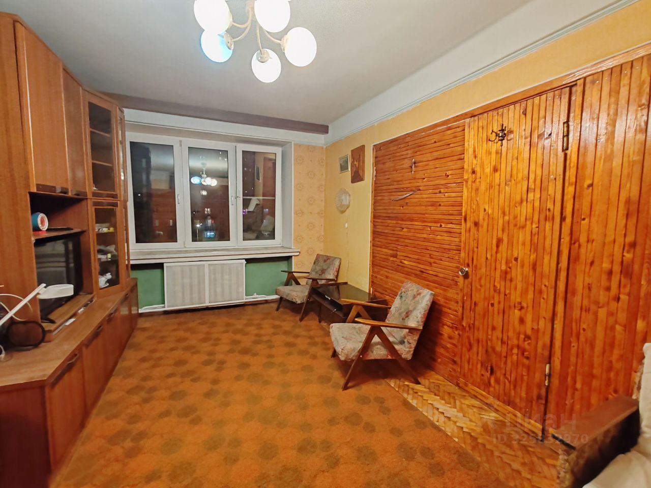 Продажа 2-комн квартиры на вторичном рынке Омская улица, 2