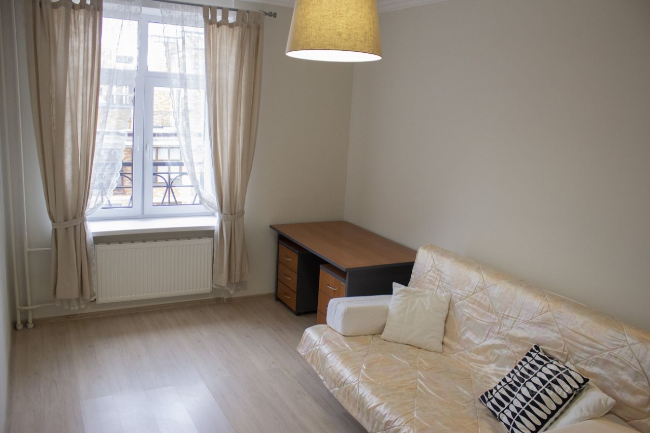 Аренда 1-комн квартиры на вторичном рынке Опалиха мкр, улица Пришвина, 5