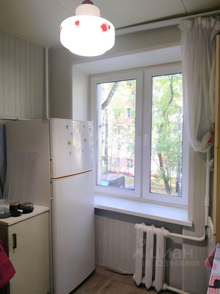 Продажа 2-комн квартиры на вторичном рынке улица Кубинка, 18К4