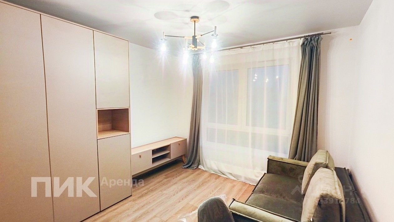 Аренда 1-комн квартиры на вторичном рынке улица Добролюбова, 8к2