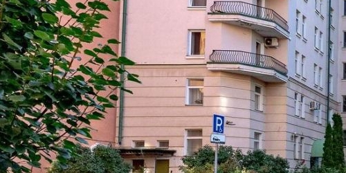 2-комн квартира улица Всеволода Вишневского, 13