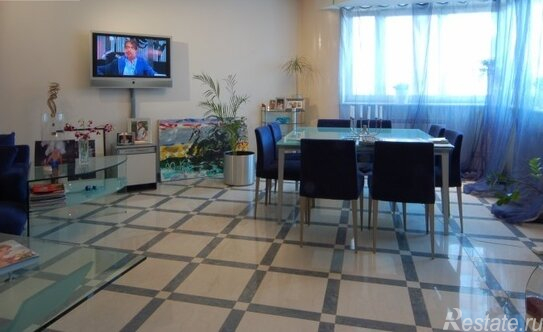 Аренда 4-комн квартиры на вторичном рынке Зоологическая улица,  д. 2