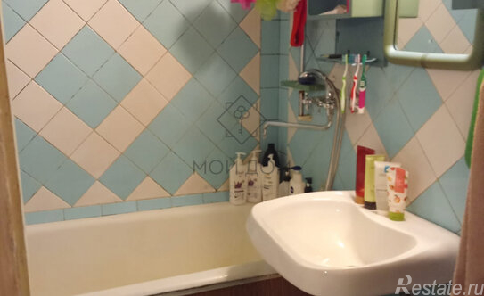 Продажа 3-комн квартиры на вторичном рынке Абрамцевская улица,  д. 16Б