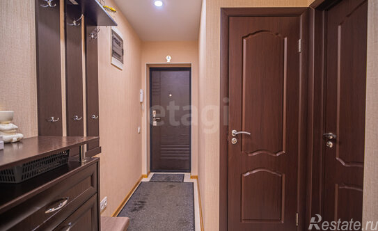 Продажа 3-комн квартиры на вторичном рынке Белградская улица,  д. 12