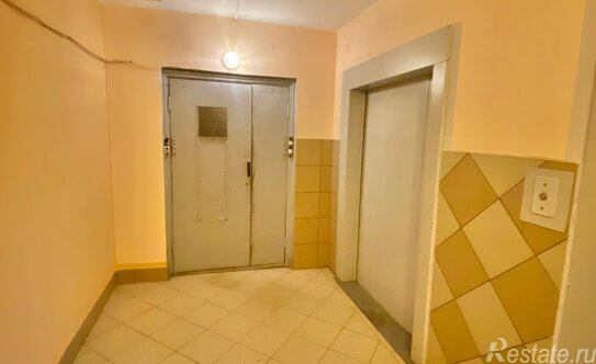 Продажа 2-комн квартиры на вторичном рынке Кузнецова пр-кт,  д. 21