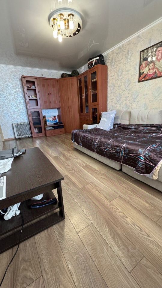 Продажа 3-комн квартиры на вторичном рынке Серпухов, Весенняя улица, 57