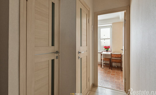 Продажа 2-комн квартиры на вторичном рынке Большевиков пр-кт