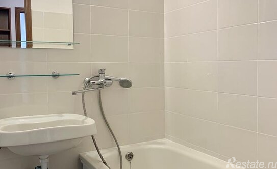 Аренда 1-комн квартиры на вторичном рынке Декабрьская Б. ул,  д. 4