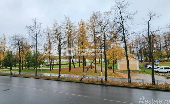 Продажа 1-комн квартиры на вторичном рынке ул Красная,  д. 4