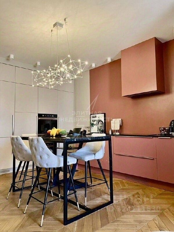 Аренда 2-комн квартиры на вторичном рынке Ждановская улица, 10