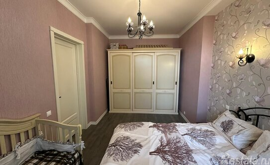 Продажа 2-комн квартиры на вторичном рынке Кутузовский пр-кт,  д. 19