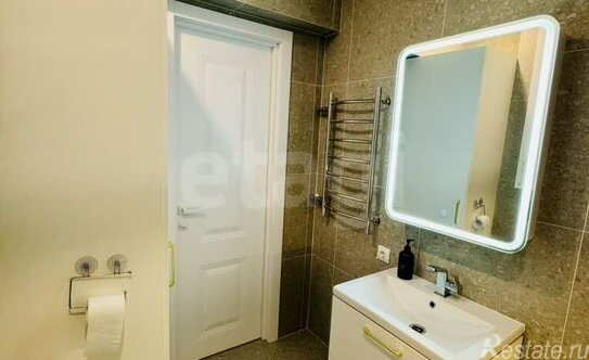 Продажа 3-комн квартиры на вторичном рынке Науки пр-кт,  д. 14,  к. 7