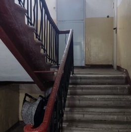 Продажа 4-комн квартиры на вторичном рынке Пушкарская Б. ул,  д. 29