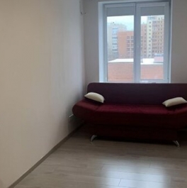 Аренда 3-комн квартиры на вторичном рынке ул Знаменская,  д. 19