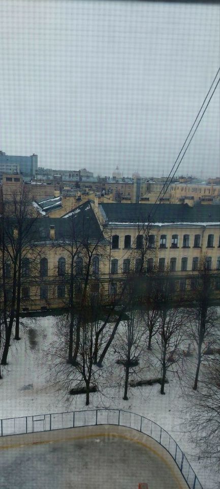 Продажа 3-комн квартиры на вторичном рынке Исполкомская улица, 5