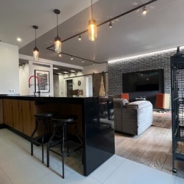 Продажа 4-комн квартиры на вторичном рынке Ружейный пер,  д. 3