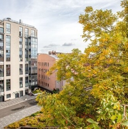 Продажа 6-комн квартиры на вторичном рынке ул Красного Курсанта,  д. 23