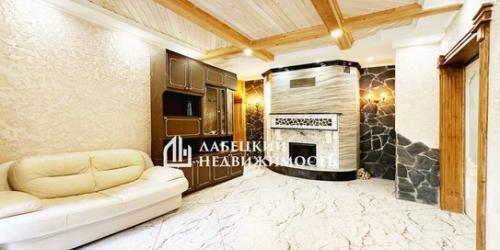 3-комн квартира улица Декабристов,  д. 62-64