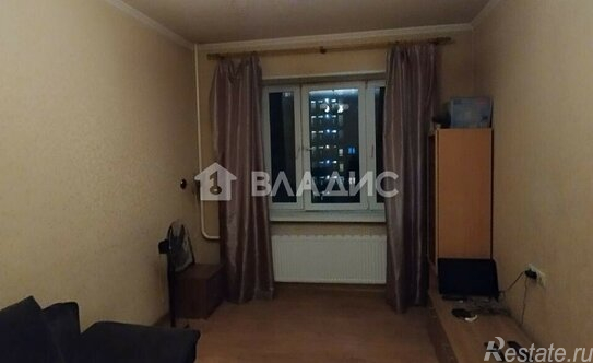 Продажа 1-комн квартиры на вторичном рынке Зенино, Вертолётная улица,  д. 16 к1