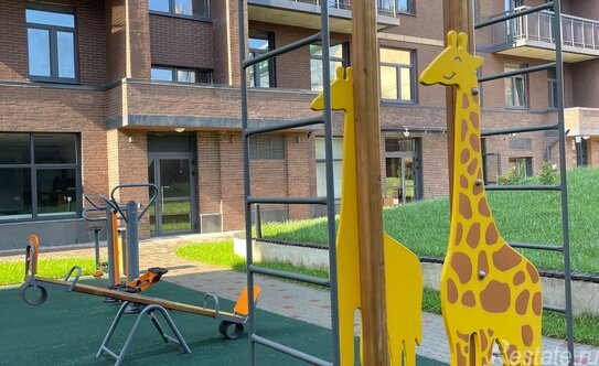 Продажа 2-комн квартиры на вторичном рынке Разночинная Б. ул,  д. 21