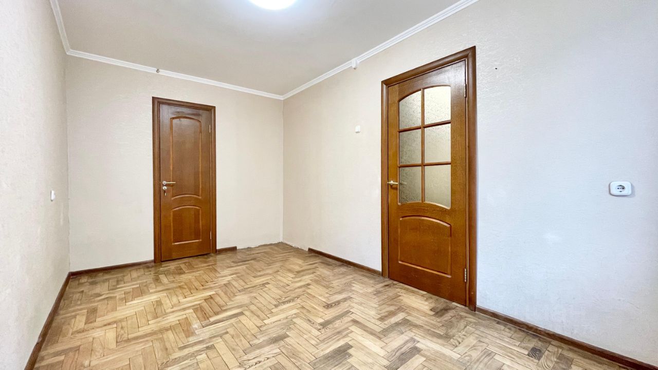 Продажа 3-комн квартиры на вторичном рынке Кантемировская улица,  д. 31