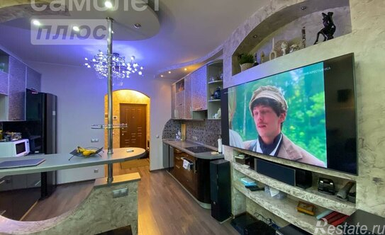 Продажа 2-комн квартиры на вторичном рынке Янтарный проезд,  д. 9