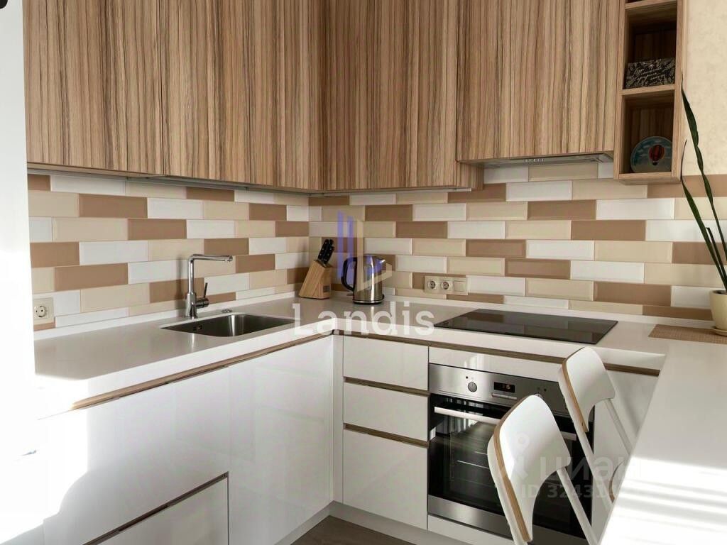 Продажа 1-комн квартиры на вторичном рынке Производственная улица, 10к1