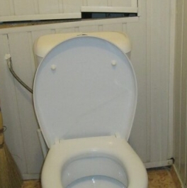 Продажа 2-комн квартиры на вторичном рынке Сапёрный проезд,  д. 9