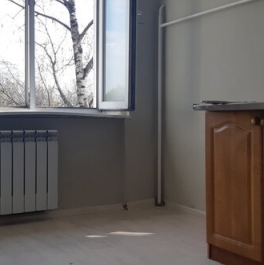 Продажа 3-комн квартиры на вторичном рынке 60-летия Октября пр-кт,  д. 16 к1