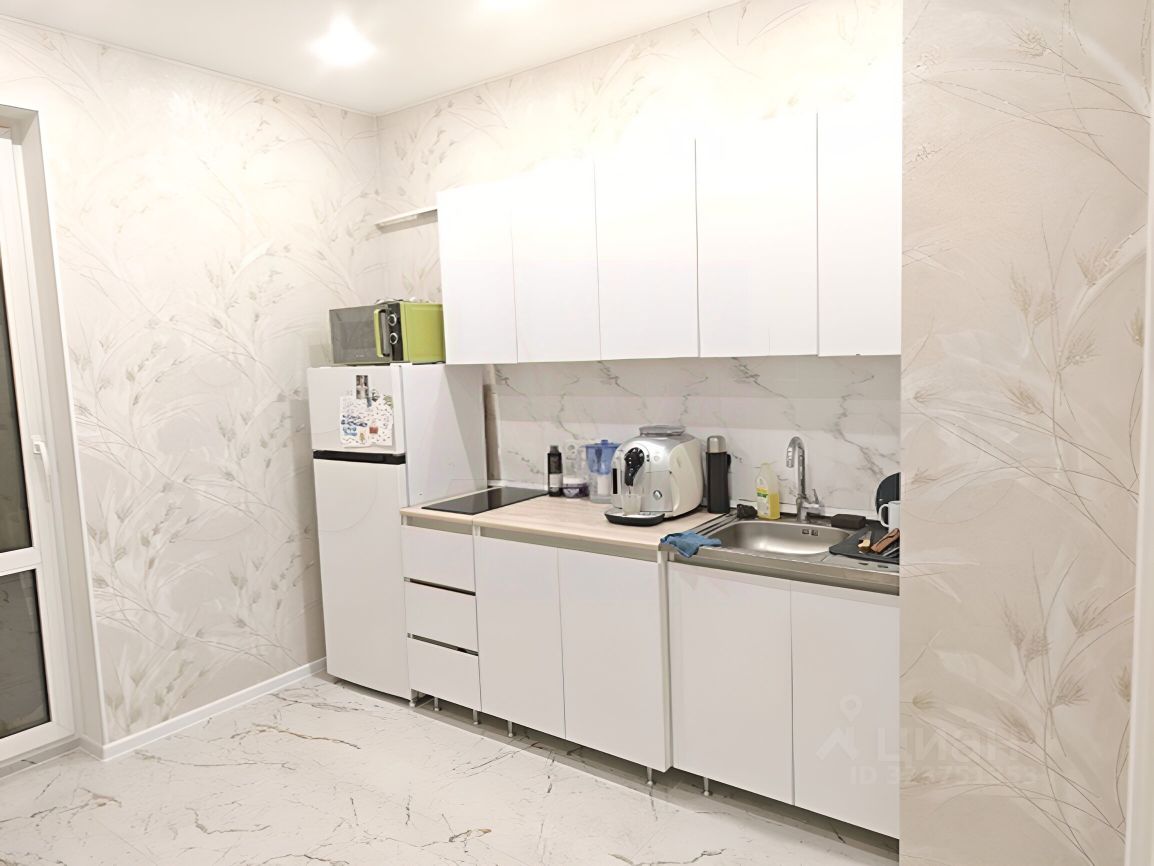 Продажа 1-комн квартиры на вторичном рынке аллея Буковая,  д. 14