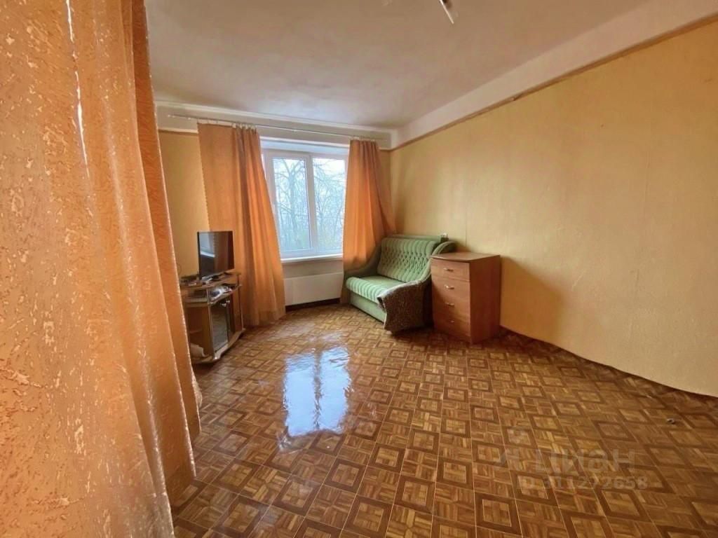 Продажа 1-комн квартиры на вторичном рынке д. Батово, 6