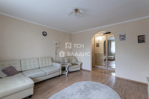 Продажа 3-комн квартиры на вторичном рынке Королев, Пушкинская улица,  д. 8