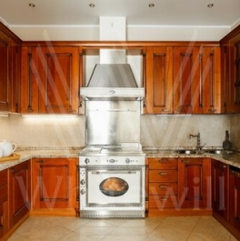 Продажа 3-комн квартиры на вторичном рынке Серебряный переулок