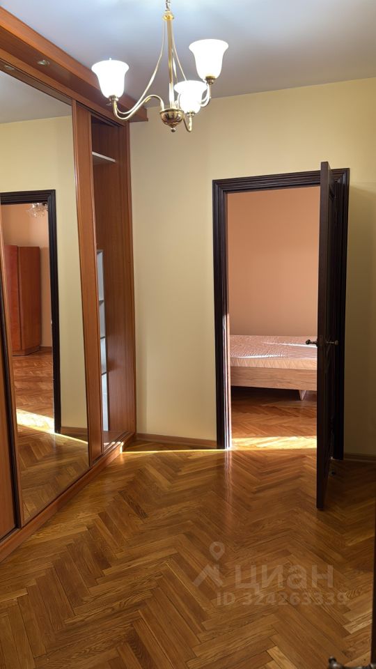 Аренда 2-комн квартиры на вторичном рынке Кропоткинский переулок, 9