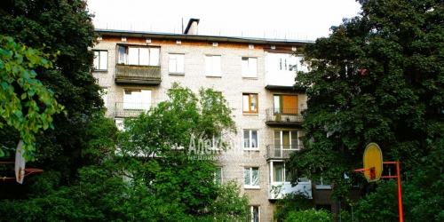 2-комн квартира Школьная ул. ,  д. 62