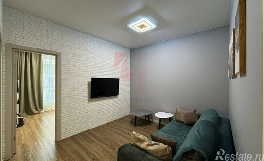 Продажа 2-комн квартиры на вторичном рынке Химки, Загородная улица,  д. 2