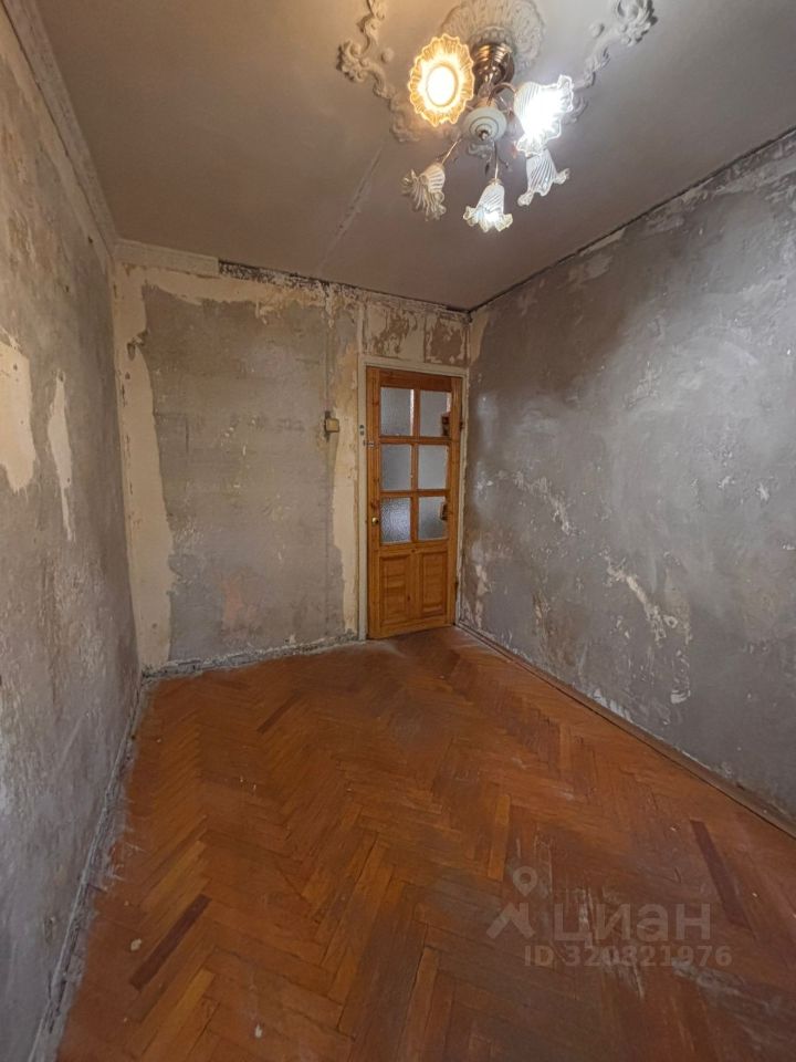 Продажа 3-комн квартиры на вторичном рынке Чертановская улица, 3К2