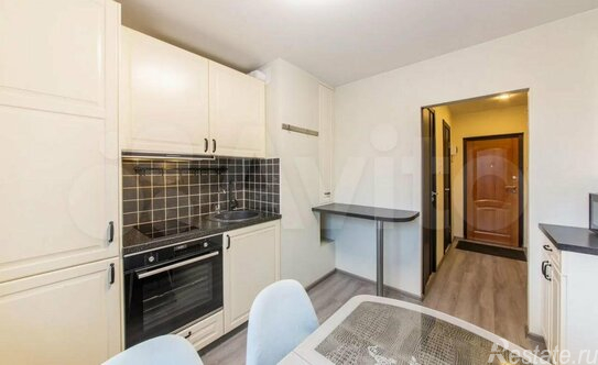 Продажа 1-комн квартиры на вторичном рынке Комендантский пр-кт,  д. 16 к1