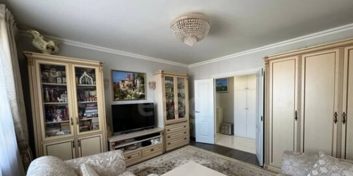 3-комн квартира Плещеева ул,  д. 22