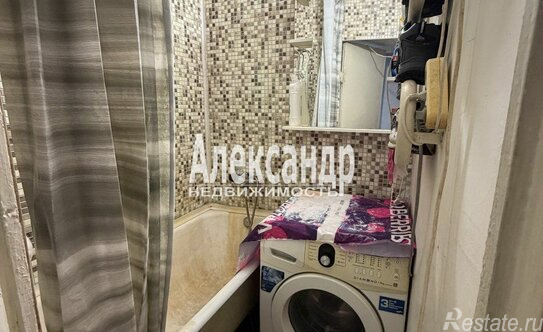 Продажа 3-комн квартиры на вторичном рынке ул Ушинского,  д. 39,  к. 3