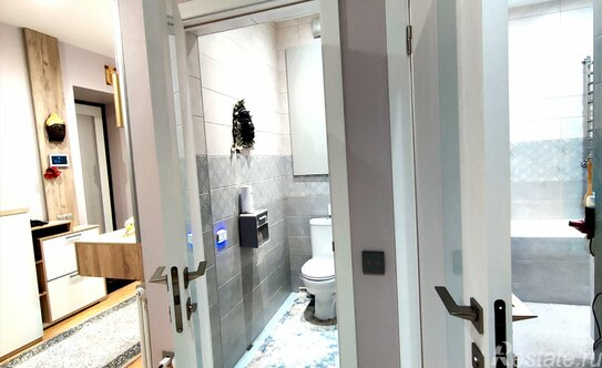 Продажа 2-комн квартиры на вторичном рынке улица Пестеля,  д. 14
