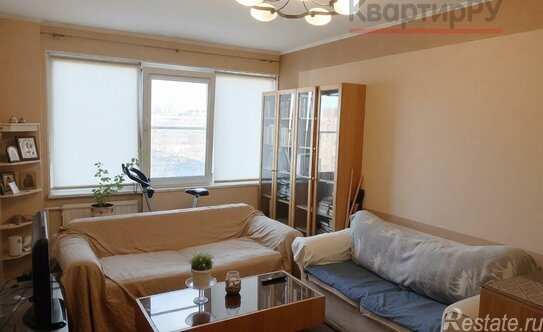 Продажа 3-комн квартиры на вторичном рынке Добровольцев ул,  д. 38