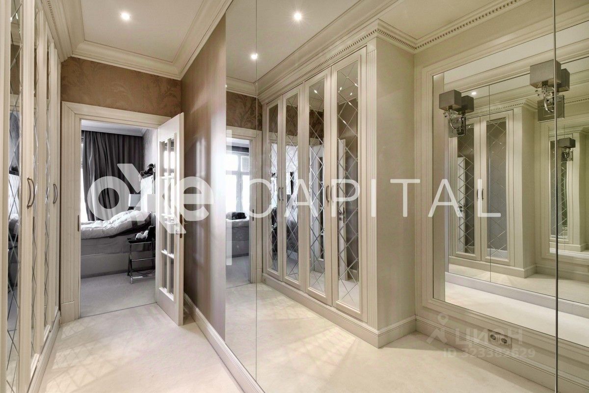 Продажа 5-комн квартиры на вторичном рынке Чапаевский переулок, 3